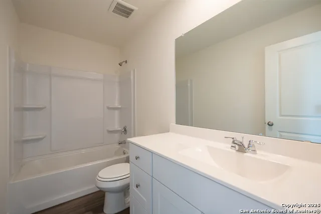 7507 Burrowing Cobra San Antonio, TX 78253