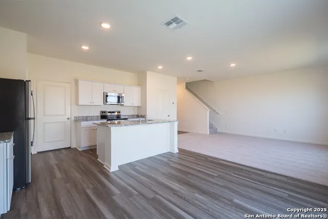 7507 Burrowing Cobra San Antonio, TX 78253