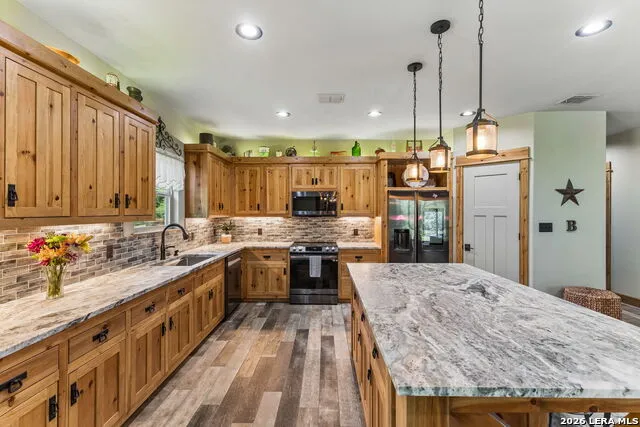 70 Richter Rd Boerne, TX 78006