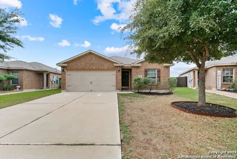 6643 LUCKEY TREE