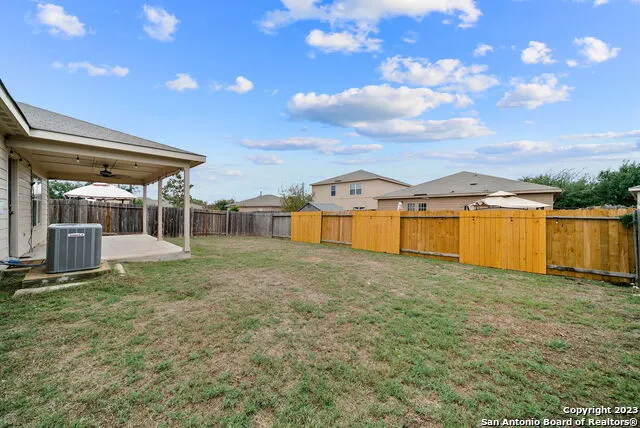 6643 LUCKEY TREE San Antonio, TX 78252