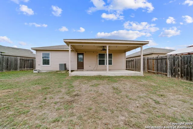 6643 LUCKEY TREE San Antonio, TX 78252