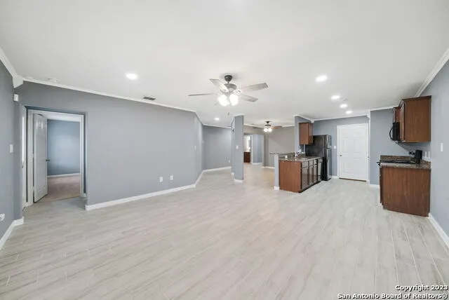 6643 LUCKEY TREE San Antonio, TX 78252