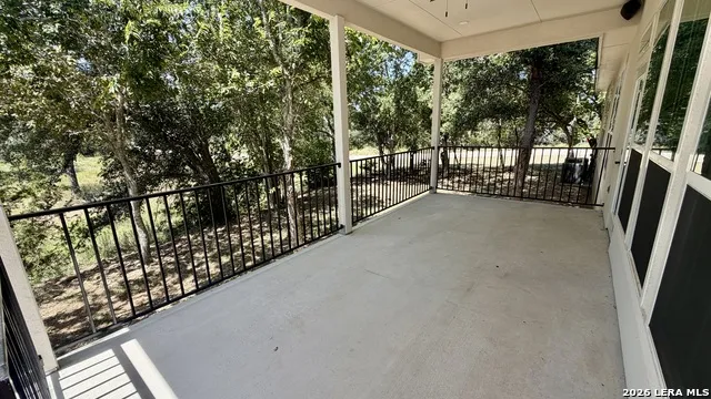 7008 CIRCLE OAK DR Bulverde, TX 78163