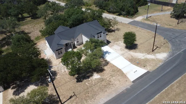 7008 CIRCLE OAK DR Bulverde, TX 78163