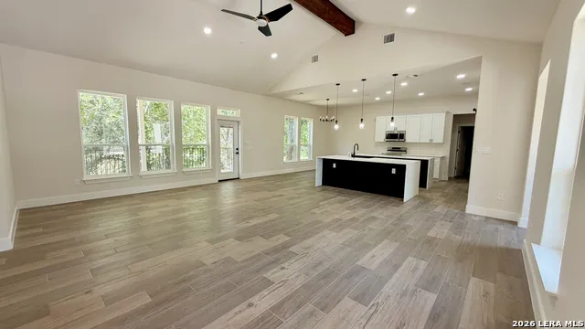 7008 CIRCLE OAK DR Bulverde, TX 78163