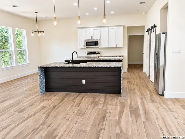 7022 CIRCLE OAK DR Bulverde, TX 78163