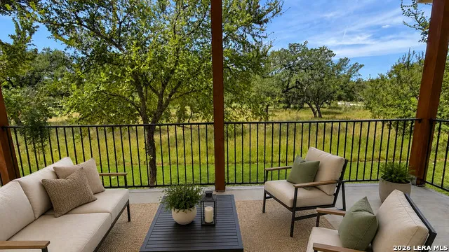 7022 CIRCLE OAK DR Bulverde, TX 78163