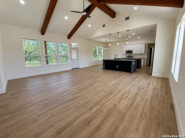 7022 CIRCLE OAK DR Bulverde, TX 78163
