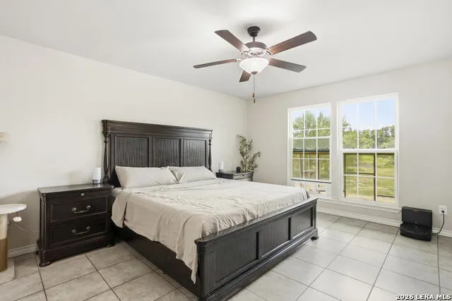 866 SEA WILLOW DR Marion, TX 78124