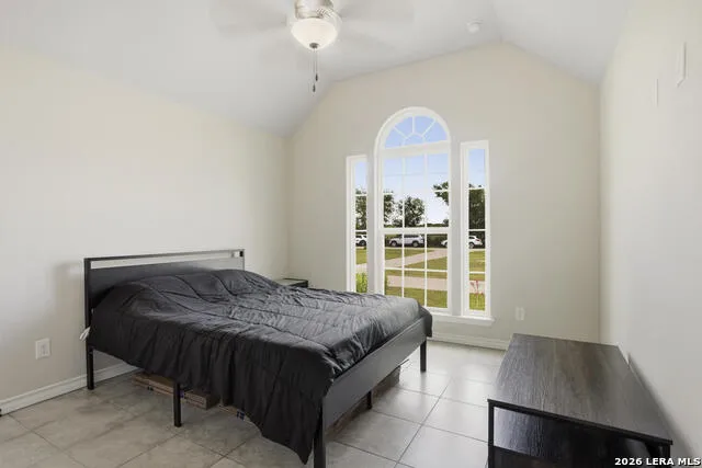 866 SEA WILLOW DR Marion, TX 78124