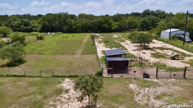 866 SEA WILLOW DR Marion, TX 78124