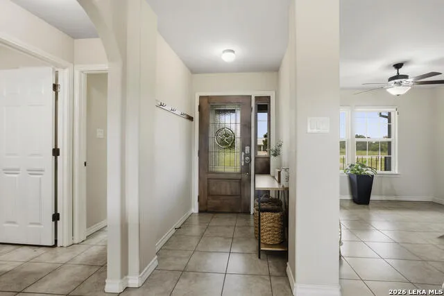 866 SEA WILLOW DR Marion, TX 78124