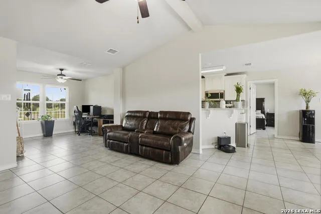 866 SEA WILLOW DR Marion, TX 78124