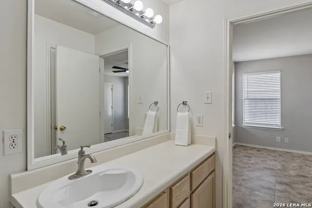 8927 Interlachen Selma, TX 78154