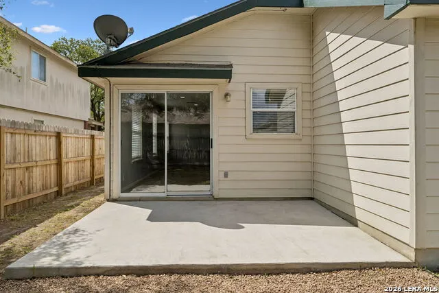 8927 Interlachen Selma, TX 78154