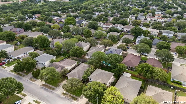 8927 Interlachen Selma, TX 78154