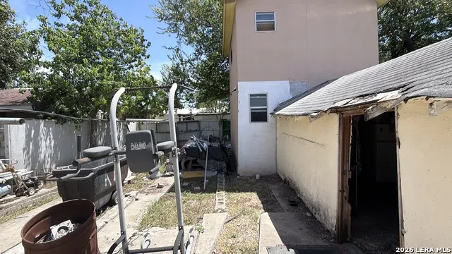 1016 SAN JACINTO ST San Antonio, TX 78207