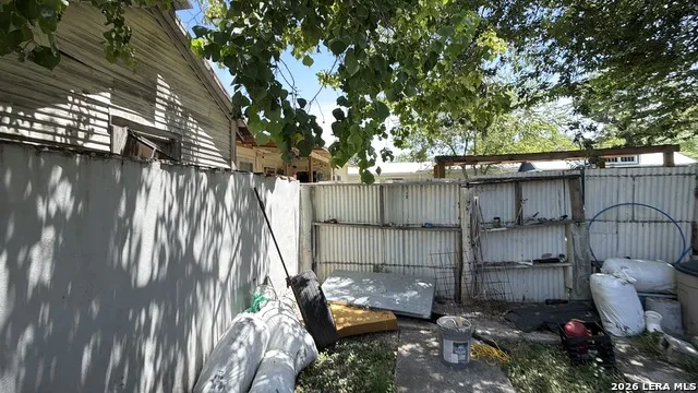 1016 SAN JACINTO ST San Antonio, TX 78207