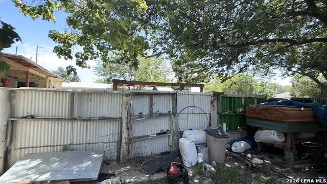 1016 SAN JACINTO ST San Antonio, TX 78207