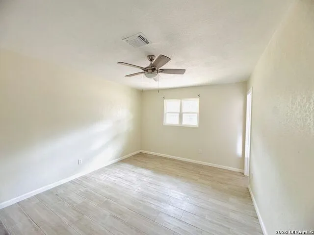 25 Sunrise Dr. Pleasanton, TX 78064