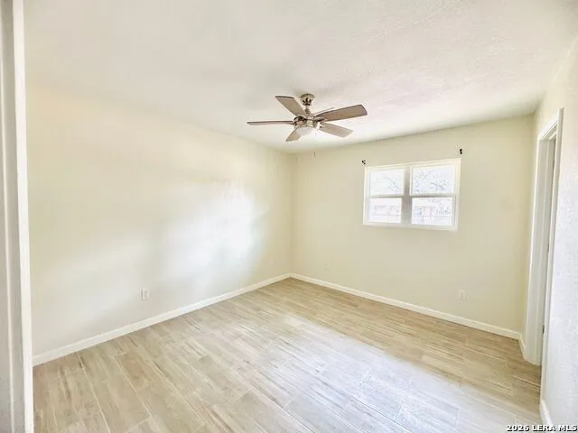25 Sunrise Dr. Pleasanton, TX 78064