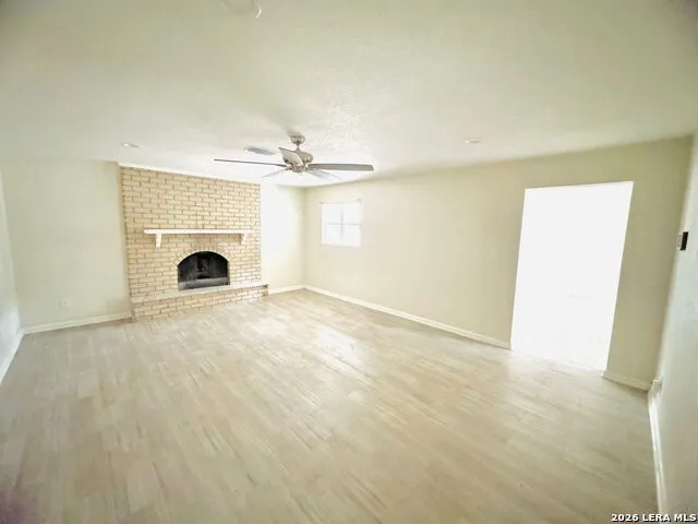 25 Sunrise Dr. Pleasanton, TX 78064