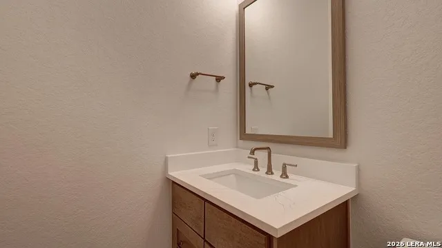 34 Enia Circle San Antonio, TX 78257