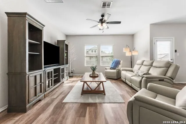245 HANOVER PL Cibolo, TX 78108