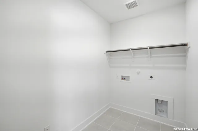 165 Mountain Oak Castroville, TX 78009