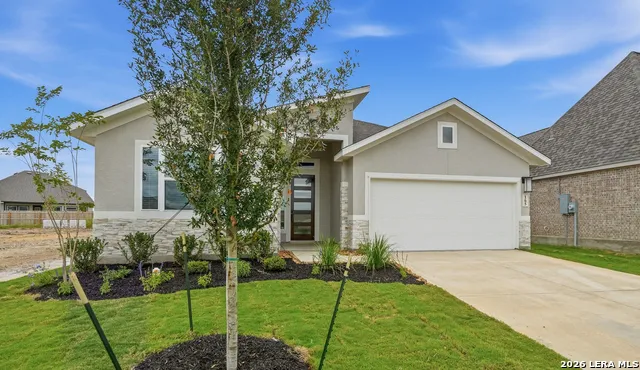 165 Mountain Oak Castroville, TX 78009