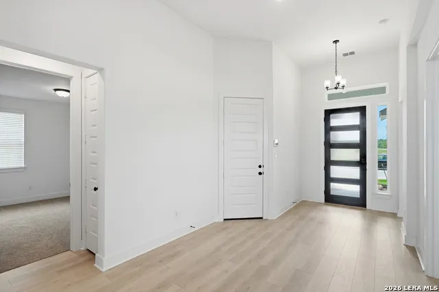 165 Mountain Oak Castroville, TX 78009