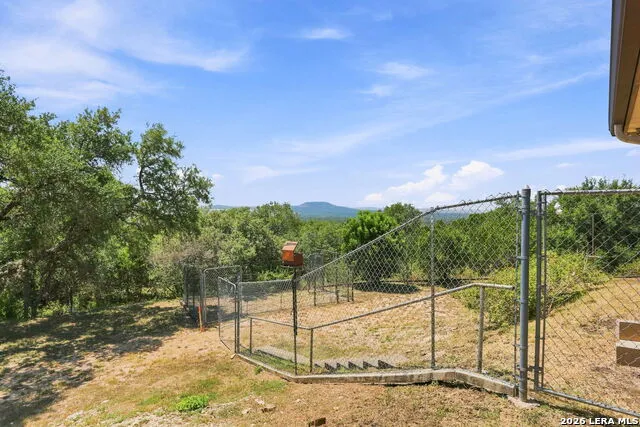 5691 CIRCLE OAK DR Bulverde, TX 78163