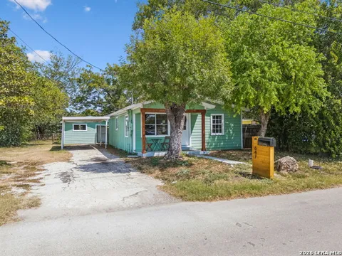 647 Dolle Ave