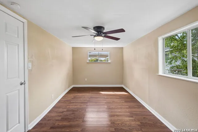 647 Dolle Ave Seguin, TX 78155