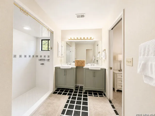 30715 ONION CRK Bulverde, TX 78163