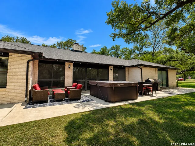 30715 ONION CRK Bulverde, TX 78163