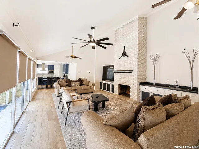 30715 ONION CRK Bulverde, TX 78163