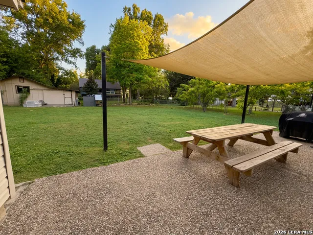 1410 Pecan Dr NW McQueeney, TX 78123