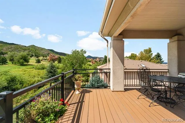 6653 Bright Water Trail Littleton, CO 80125