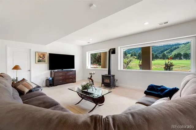 6653 Bright Water Trail Littleton, CO 80125