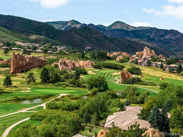6653 Bright Water Trail Littleton, CO 80125