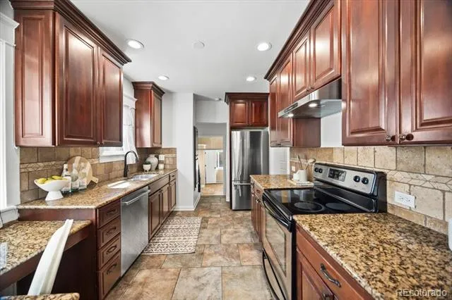 627 Oneida Street Denver, CO 80220