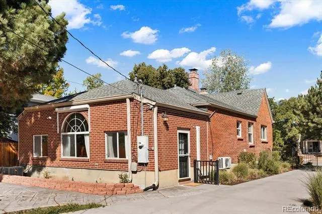627 Oneida Street Denver, CO 80220