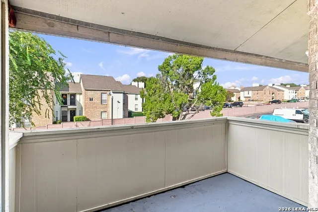 11843 Braesview #114 San Antonio, TX 78213