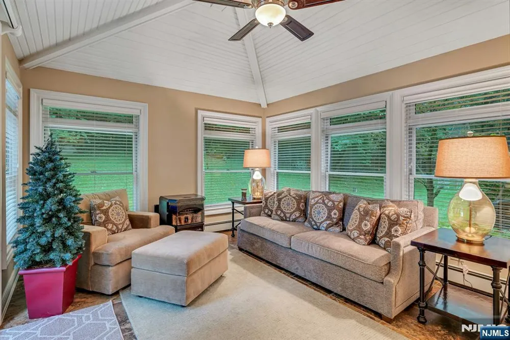55 Cheyenne Trail Sparta, NJ 07871