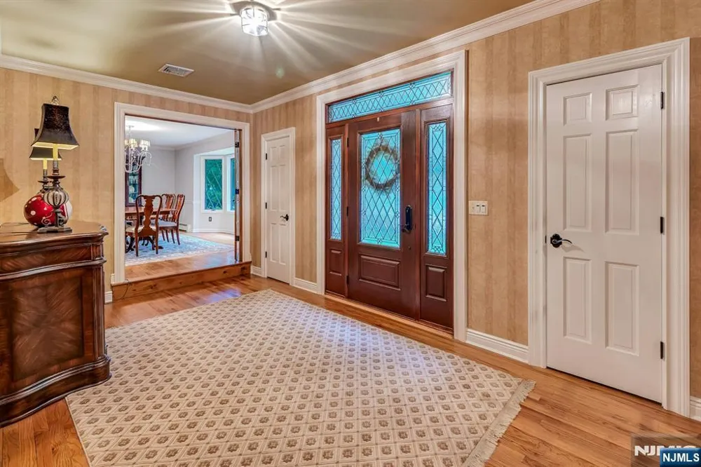 55 Cheyenne Trail Sparta, NJ 07871