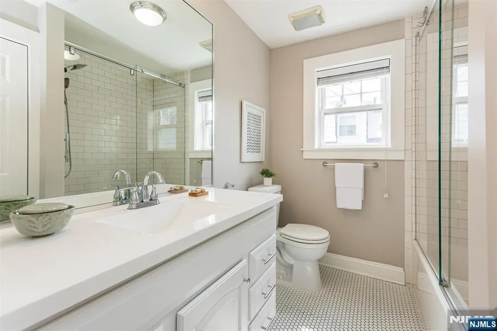 8 Berkeley Road Maplewood, NJ 07040