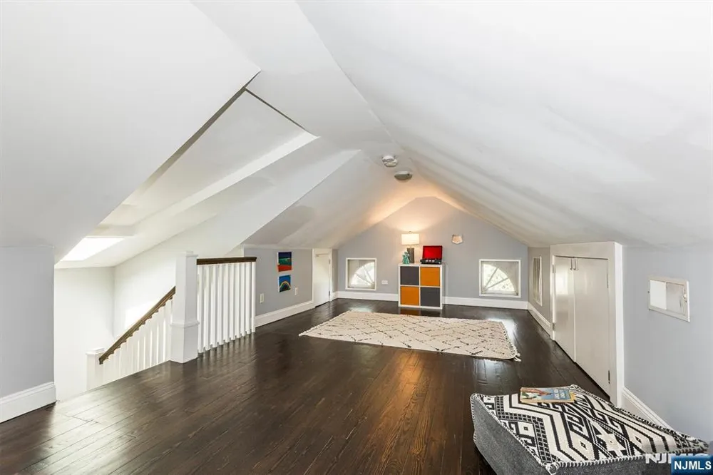 8 Berkeley Road Maplewood, NJ 07040