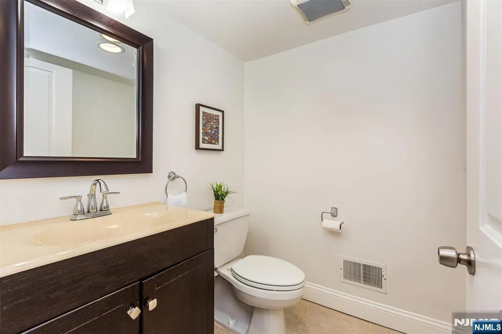 8 Berkeley Road Maplewood, NJ 07040